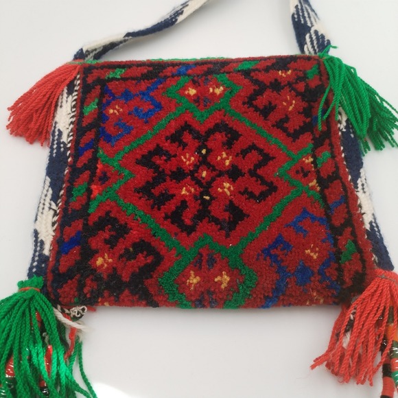 Vtg Tribal Carpet Rug Crossbody Bag Handmade Purse Tassels Hippy Ethnic Andean - Picture 3 of 12